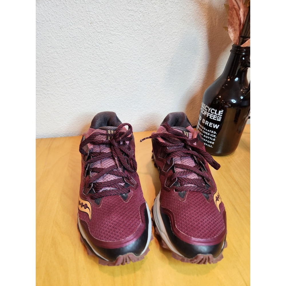 Saucony Women's Trail Running Shoes 10 Burgundy EVERUN PWRTRAC‎